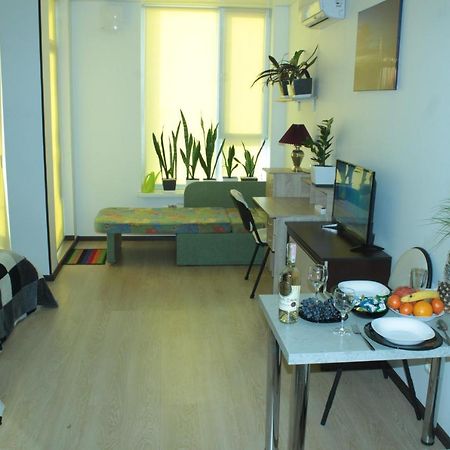 Comfortable Studio Apartments In A Secure Residential Complex Comfort Town Кт-02 Kiev Ngoại thất bức ảnh