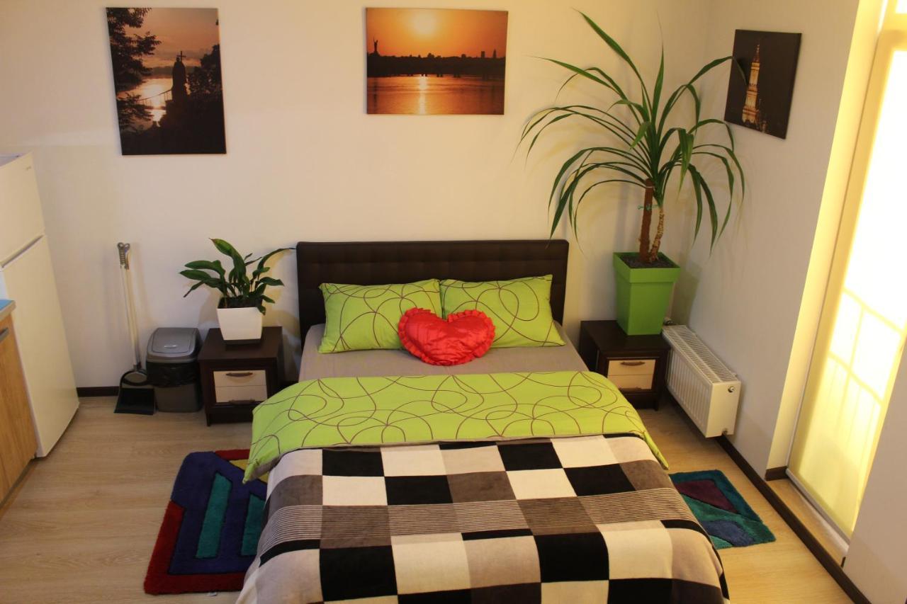 Comfortable Studio Apartments In A Secure Residential Complex Comfort Town Кт-02 Kiev Ngoại thất bức ảnh