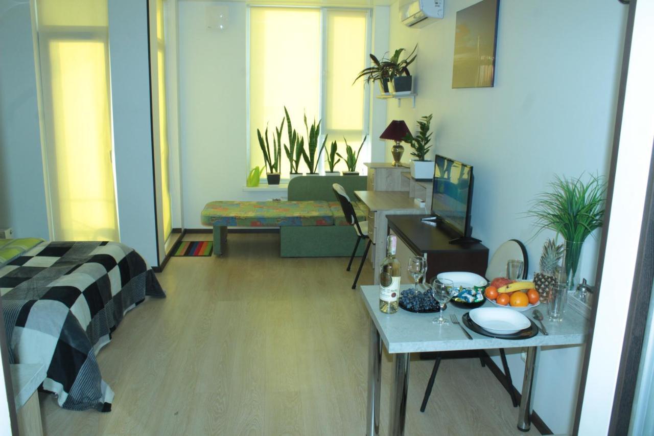Comfortable Studio Apartments In A Secure Residential Complex Comfort Town Кт-02 Kiev Ngoại thất bức ảnh