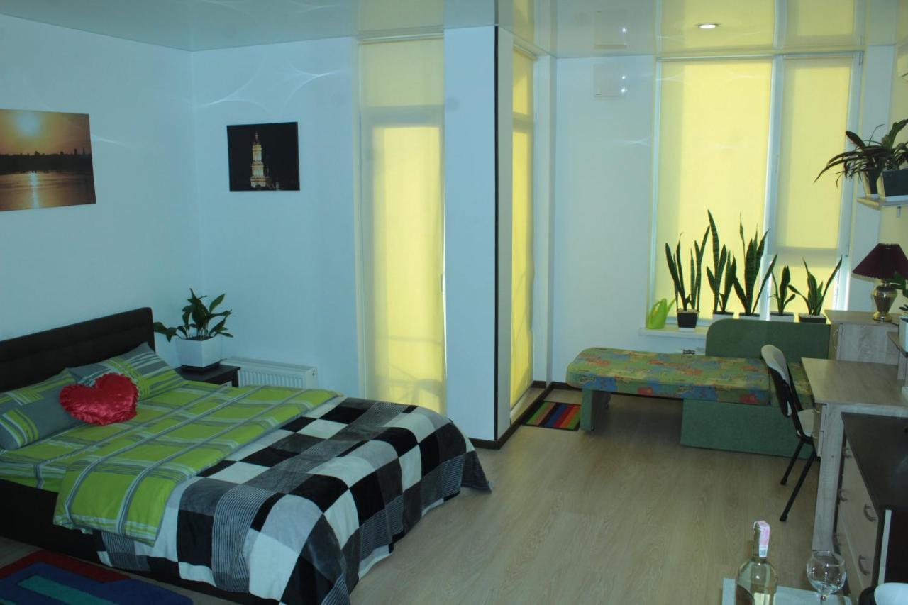 Comfortable Studio Apartments In A Secure Residential Complex Comfort Town Кт-02 Kiev Ngoại thất bức ảnh